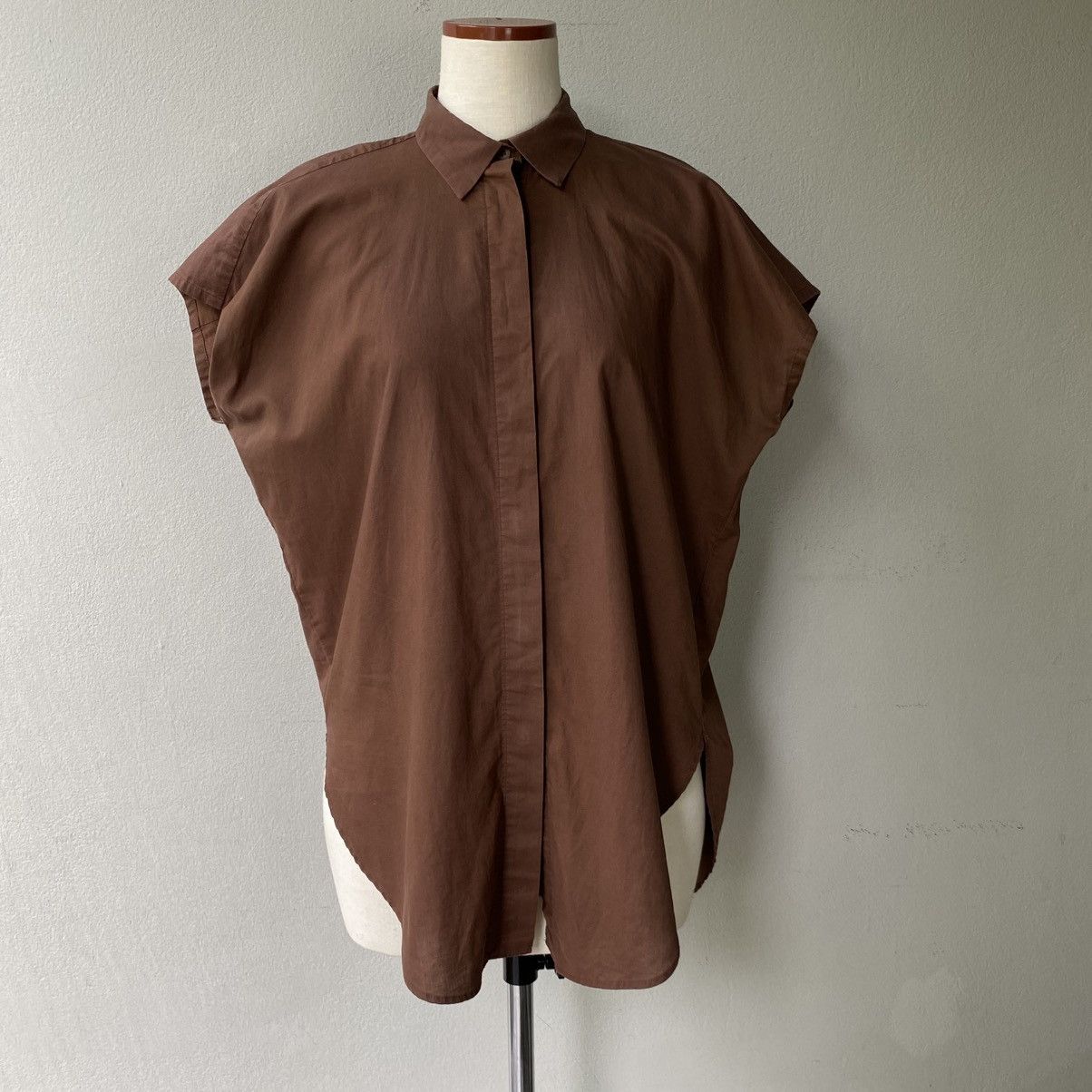 Norma Kamali Norma Kamali Brown Cap Sleeve Shirt Size M / US 6-8 / IT 42-44 - 13 Thumbnail