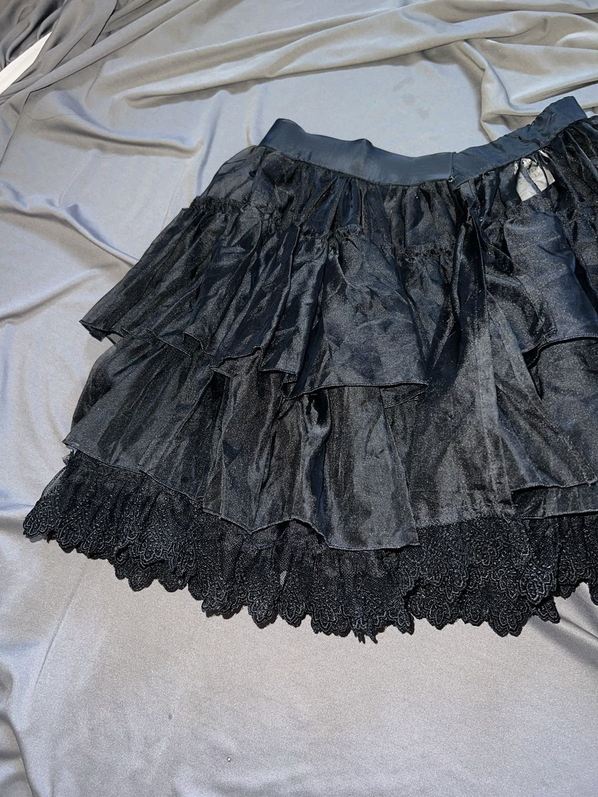 Japanese Brand Japanese tutu lace skirt ➕🕷️ Size 24" / US 00 / IT 34 - 4 Thumbnail