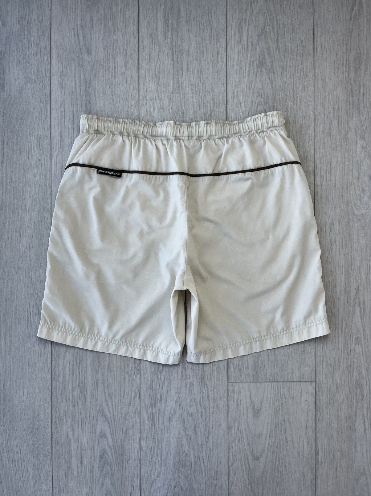 Nike Vintage Nike Shorts Swoosh Logo Y2K 90s Hype Drill Sportwear Size US 32 / EU 48 - 2 Thumbnail
