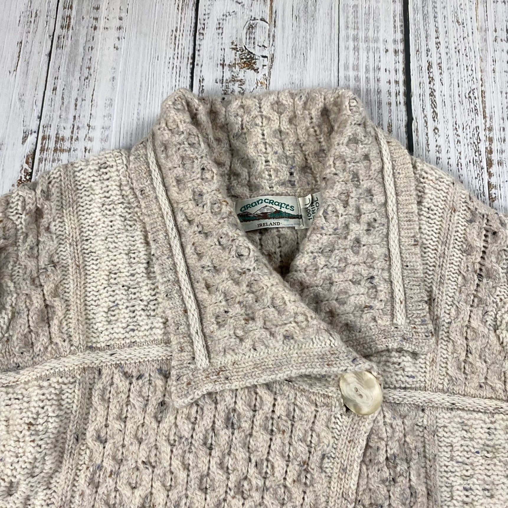 Vintage VINTAGE Aran Crafts 100% Merino Wool Cardigan Sweater Long Sleeve Oatmeal Beige Womens L Size L / US 10 / IT 46 - 2 Thumbnail