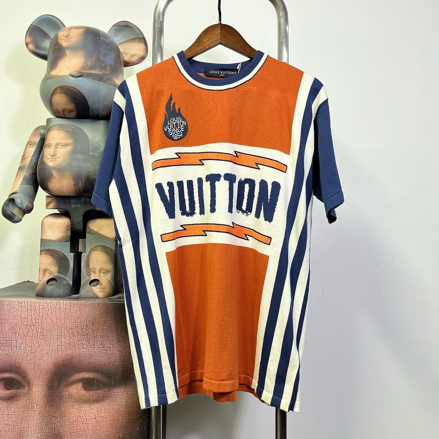 Louis Vuitton Louis Vuitton Logo T-Shirt Size M Size US M / EU 48-50 / 2 - 1 Thumbnail
