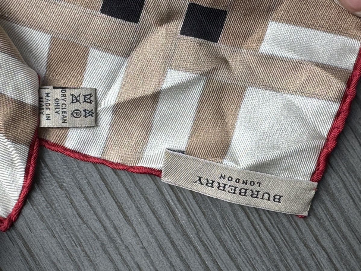Burberry Burberry silk scarf Size ONE SIZE - 9 Thumbnail