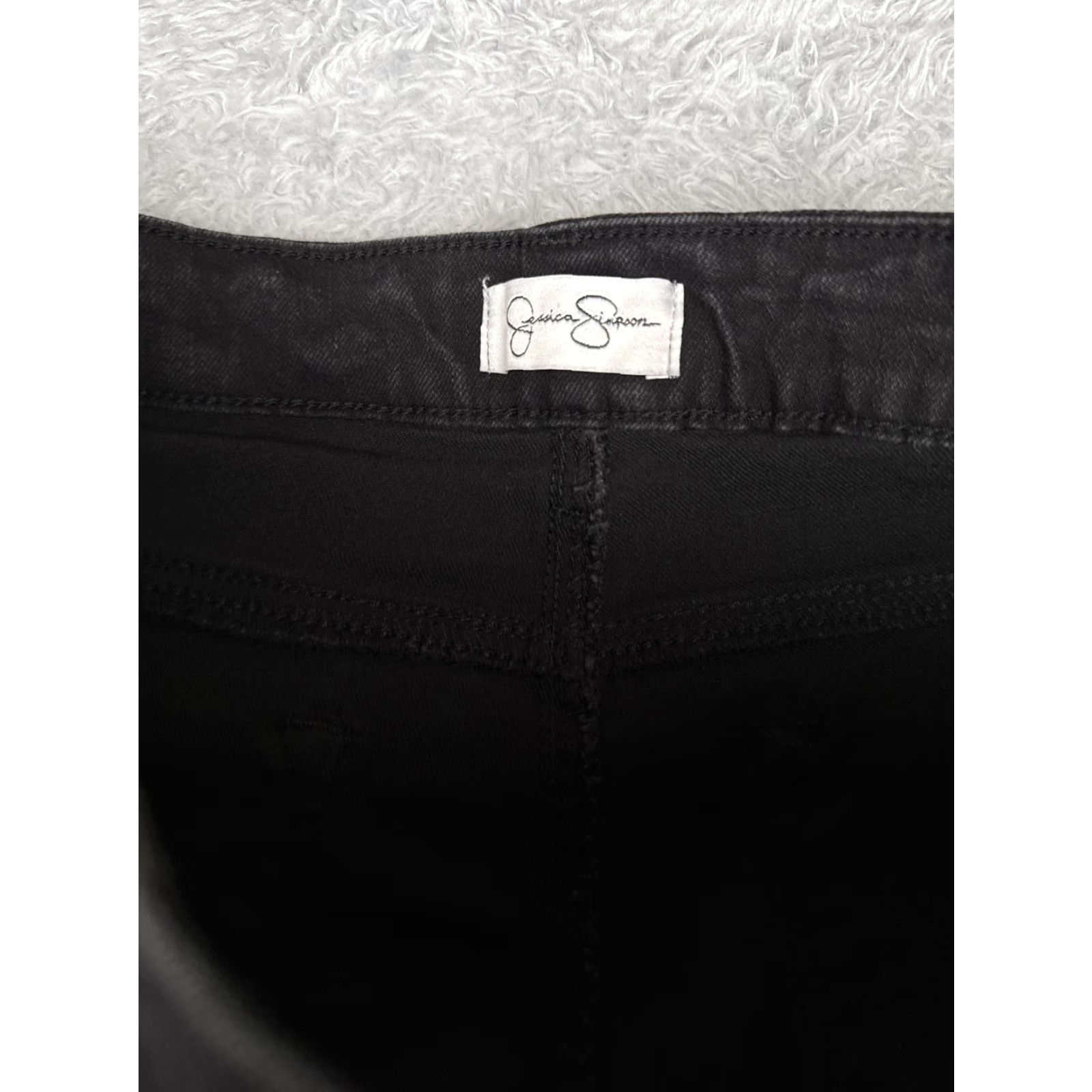 Jessica Simpson Jessica Simpson Jeans Womens 12 Black Skinny Stretch Denim Mid Rise 31x28 Size 34" / US 12 / IT 48 - 6 Thumbnail