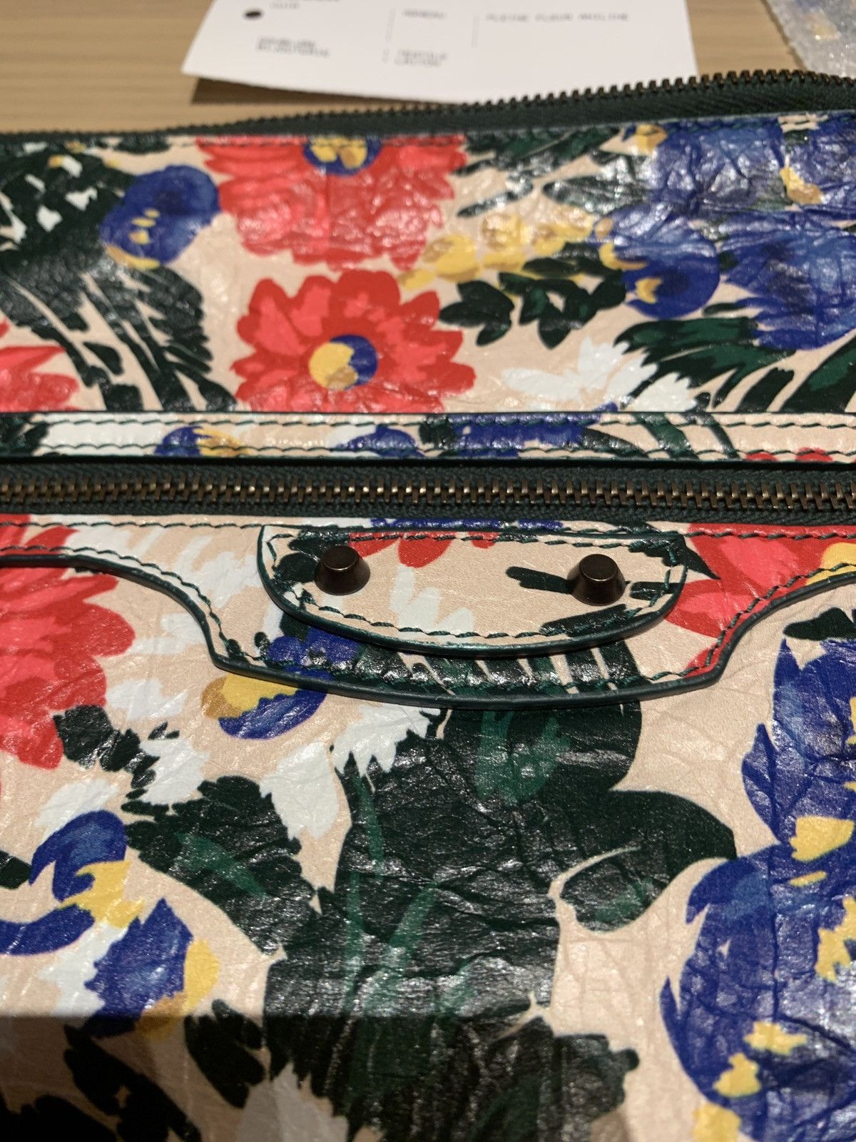 Balenciaga Balenciaga Agneau Fleurs Floral Print Leather Clutch Size ONE SIZE - 4 Thumbnail
