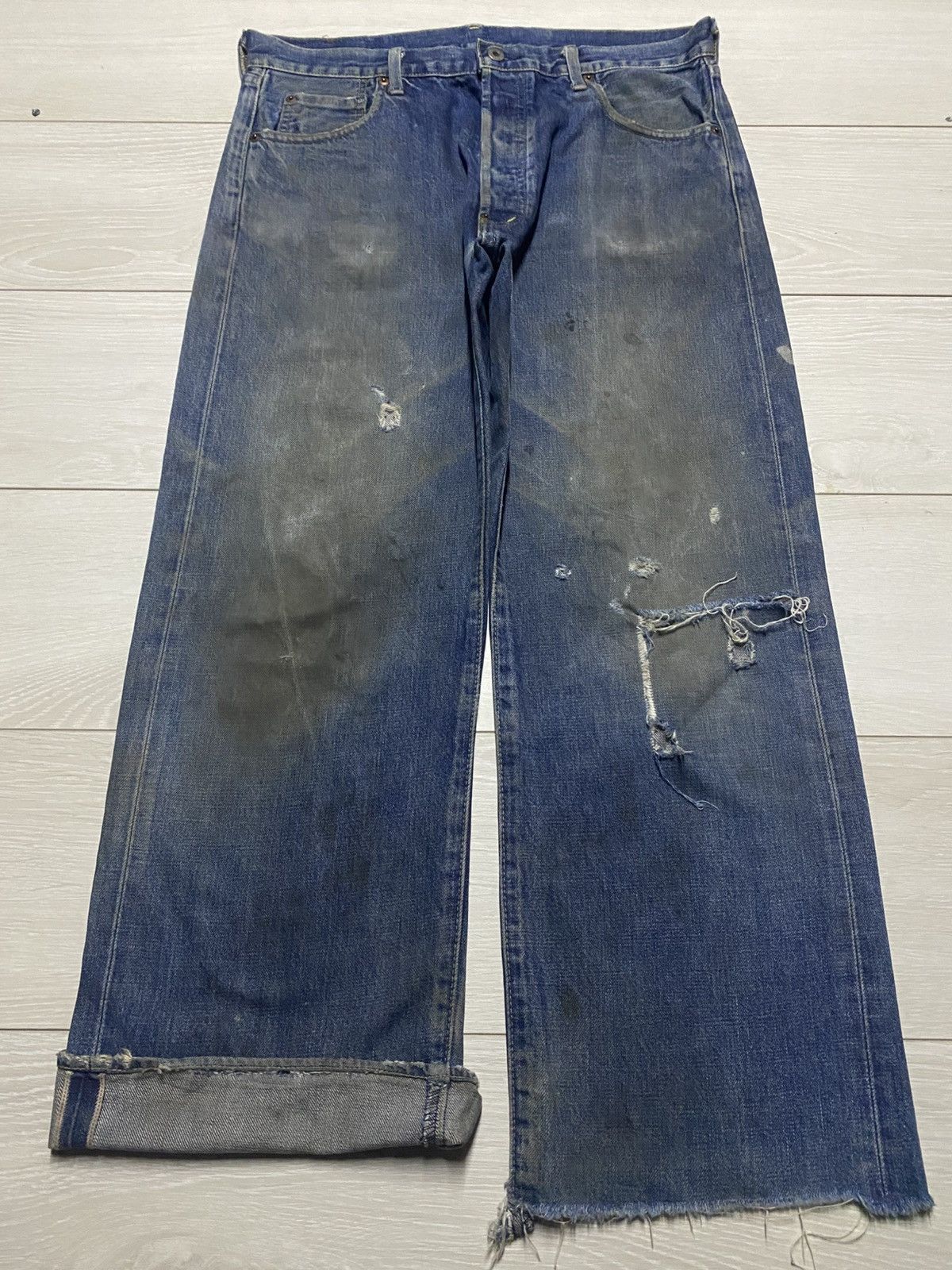 Levi's Vintage Levis 702xx Big E Japan Buckle Back Destroy Baggy Size US 35 - 1 Thumbnail