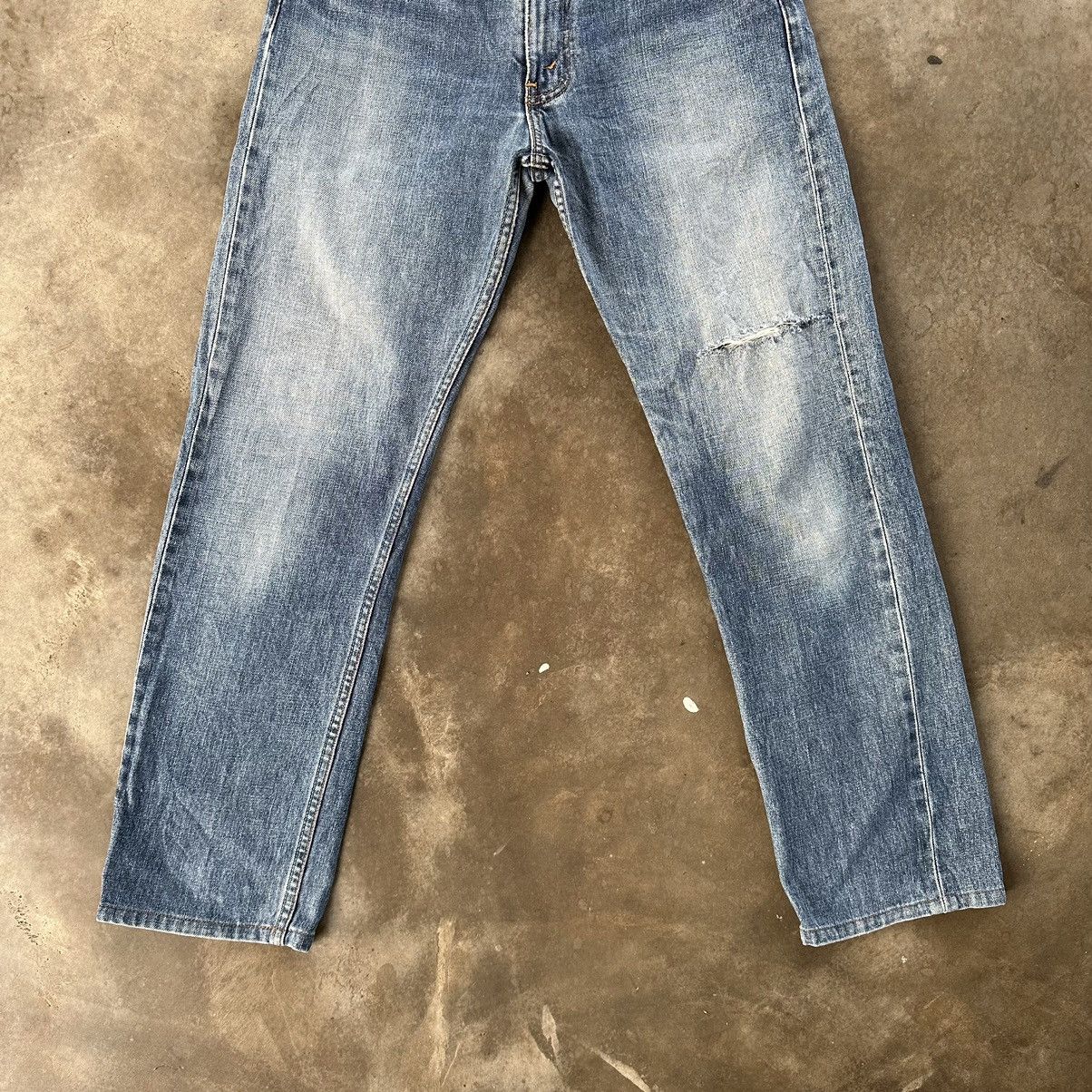 Levi's Vintage Levi’s Distressed Faded Sick Denim Jean Pant W30 Size US 30 / EU 46 - 2 Thumbnail