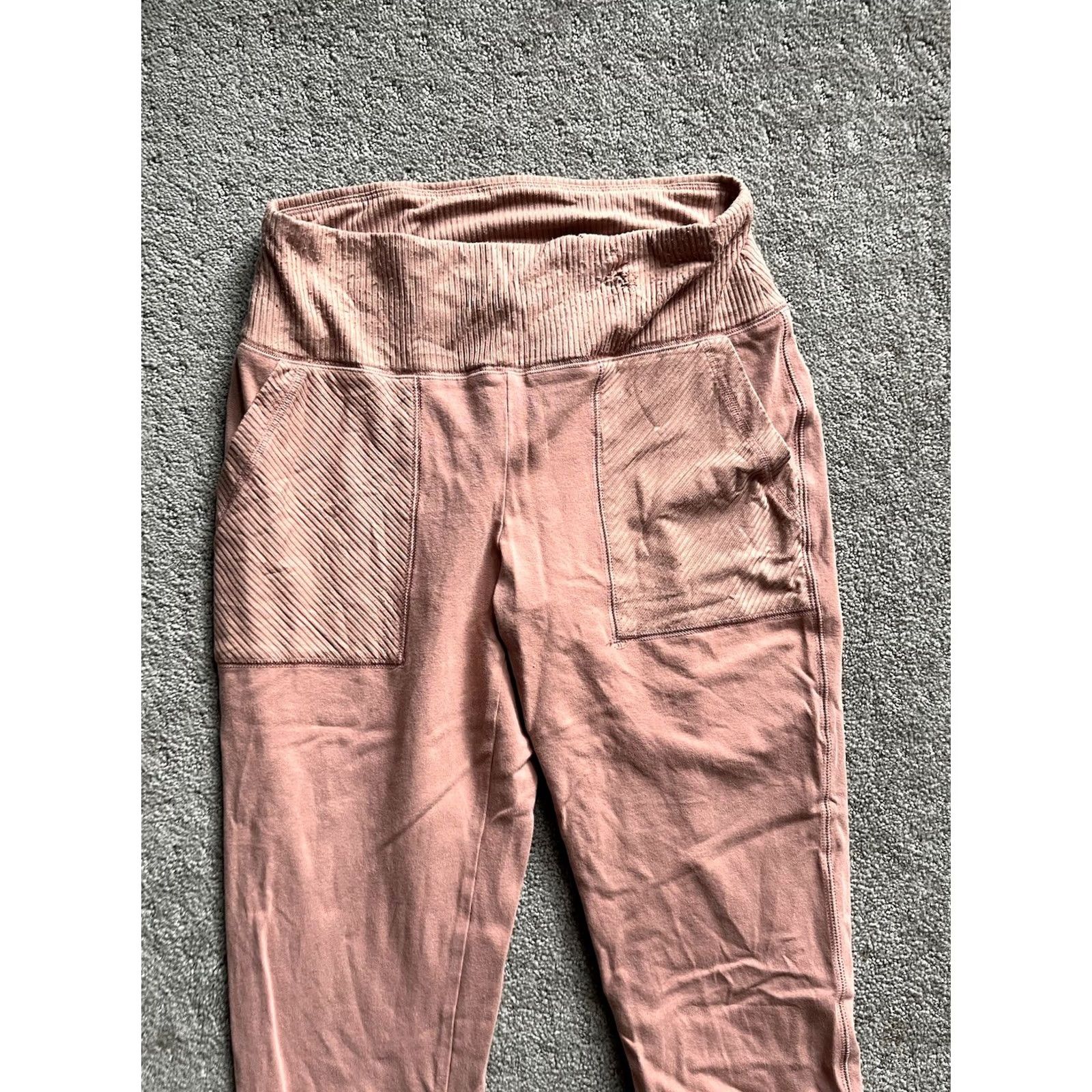 Express Express Women's Leggings Pink Ankle High Rise Stretch Size S Regular Studded Activewear Shoes Not Applicable Size 28" / US 6 / IT 42 - 2 Thumbnail