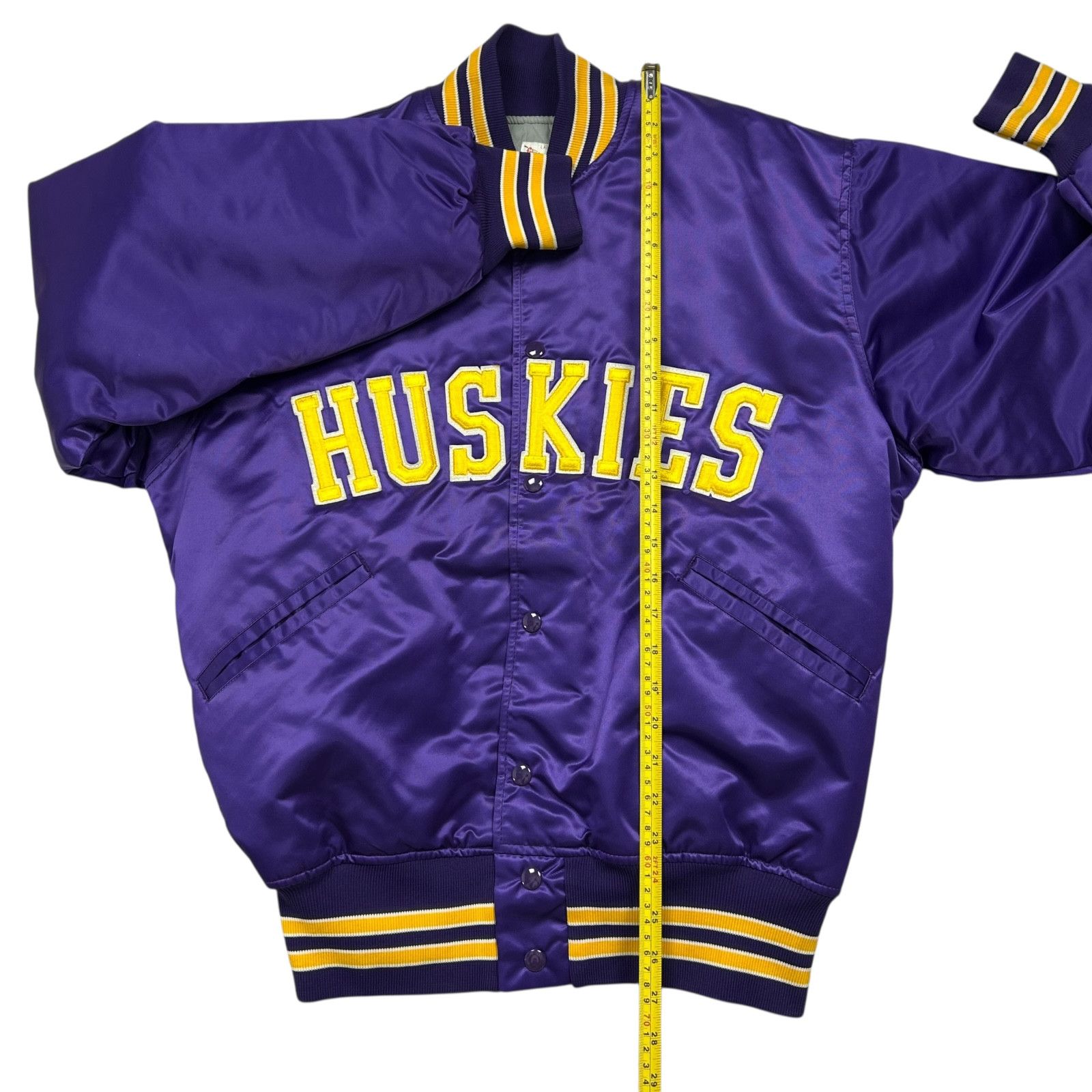 NCAA VTG 90s NCAA WASHINGTON HUSKIES FELCO SATIN BOMBER JACKET Size US L / EU 52-54 / 3 - 6 Thumbnail