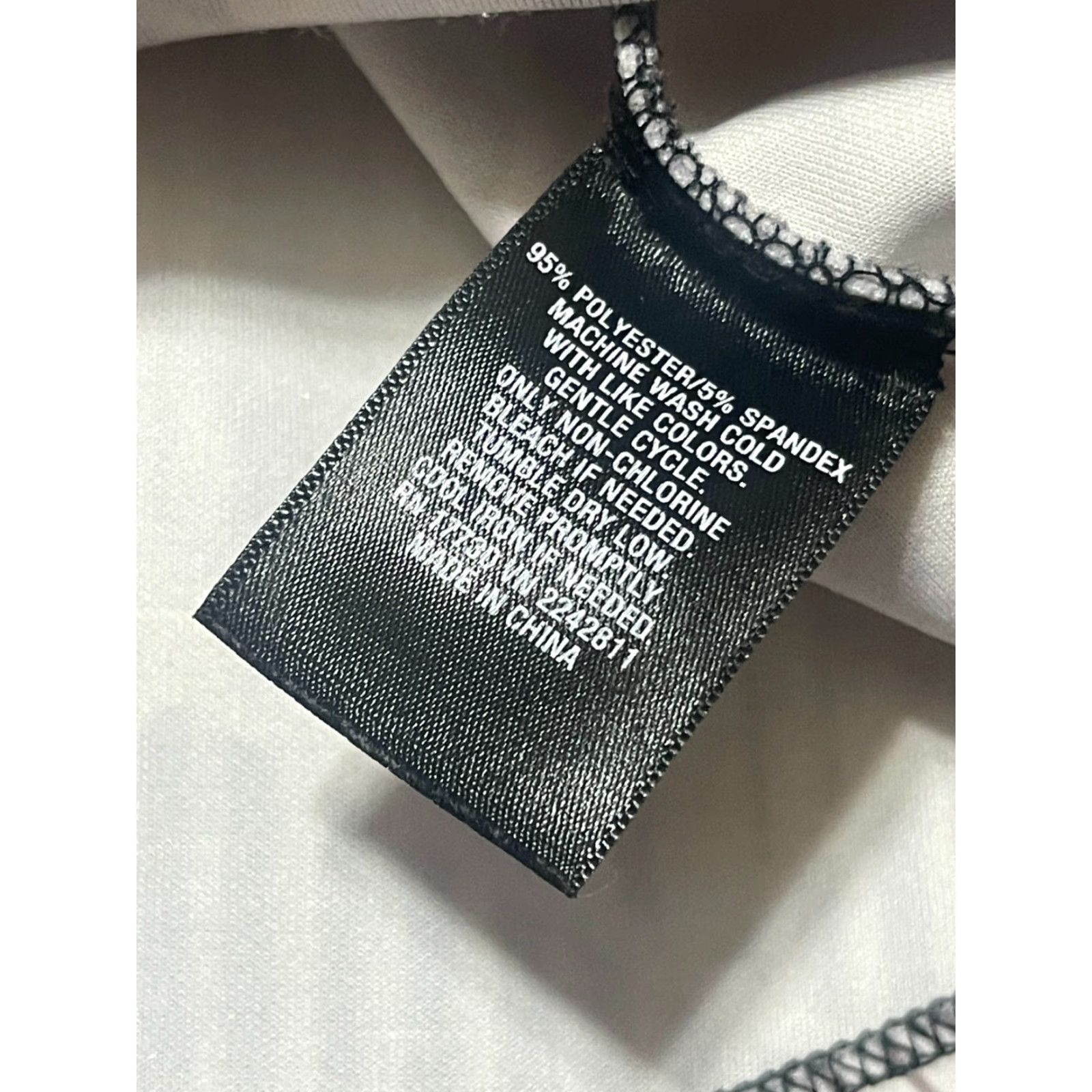 Mossimo Mossimo Dress Women's Size Small, Zip up Back, White Black Grey Orange, Colorful, Knee Length, Casual, Shift, Regular, Dress, Womens Size S / US 4 / IT 40 - 6 Thumbnail