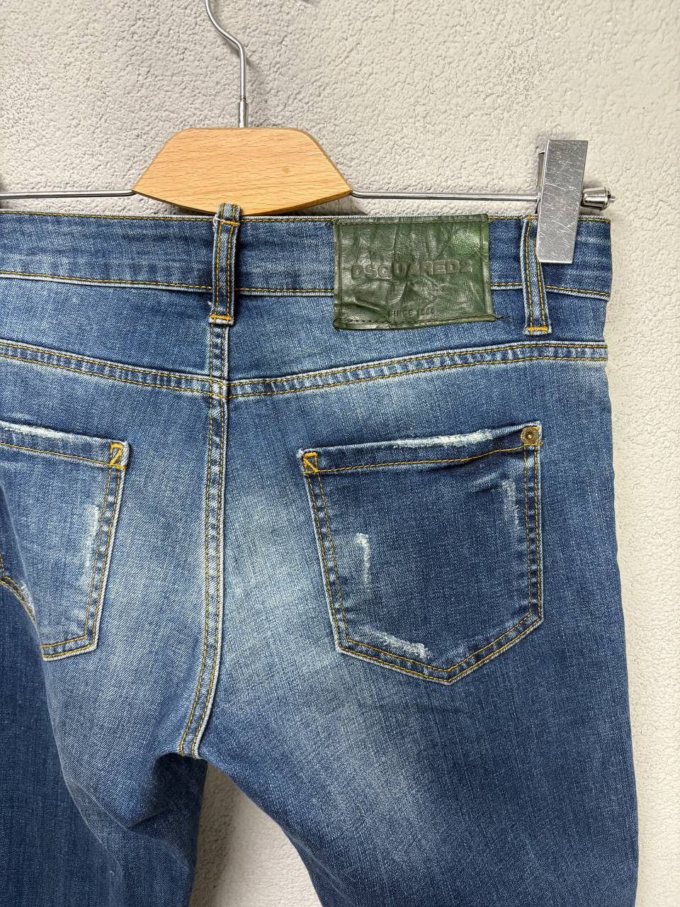 Dsquared2 Dsquared2 mens jeans size EU 44 / XS / W 28 Size US 28 / EU 44 - 9 Thumbnail