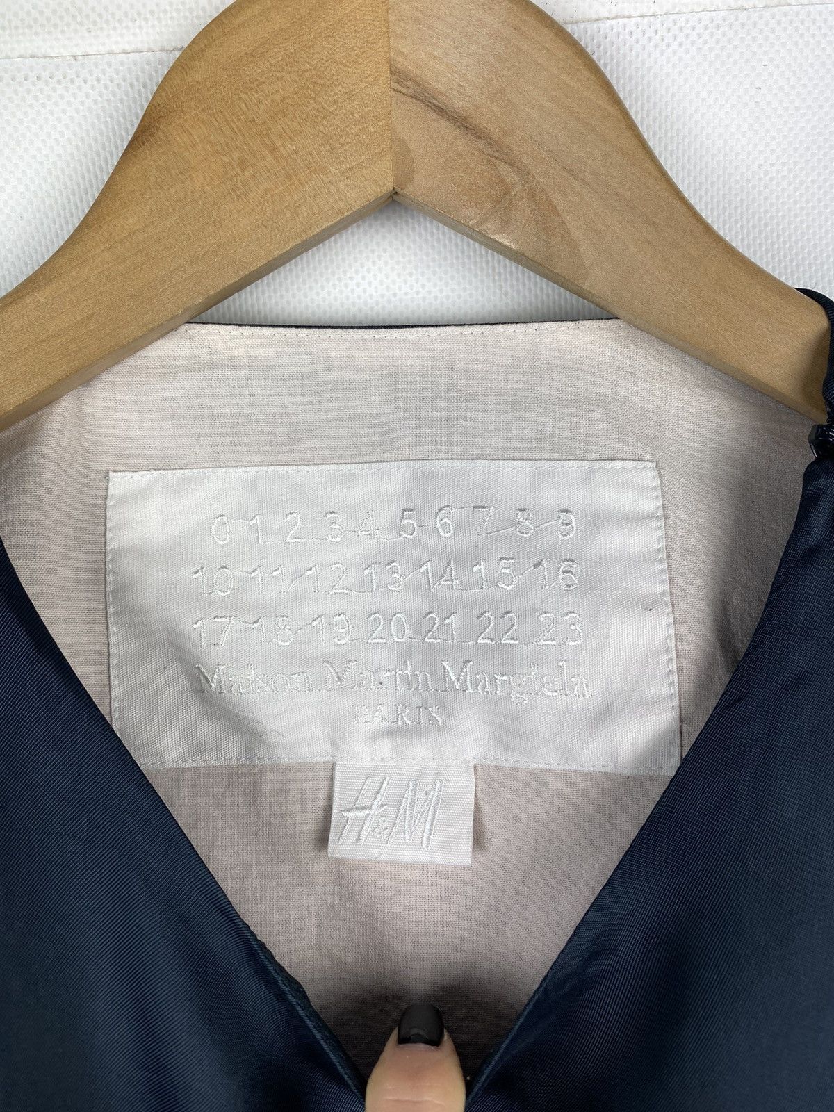 Maison Margiela Maison Martin Margiela H&M ladies long sleeve tunic blouse Size L / US 10 / IT 46 - 10 Thumbnail