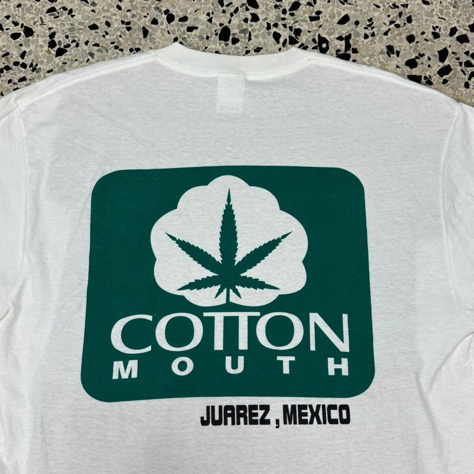 Delta VINTAGE Y2K MINIMAL WEED LOGO COTTON MOUTH TOURIST TEE: Size US M / EU 48-50 / 2 - 2 Thumbnail
