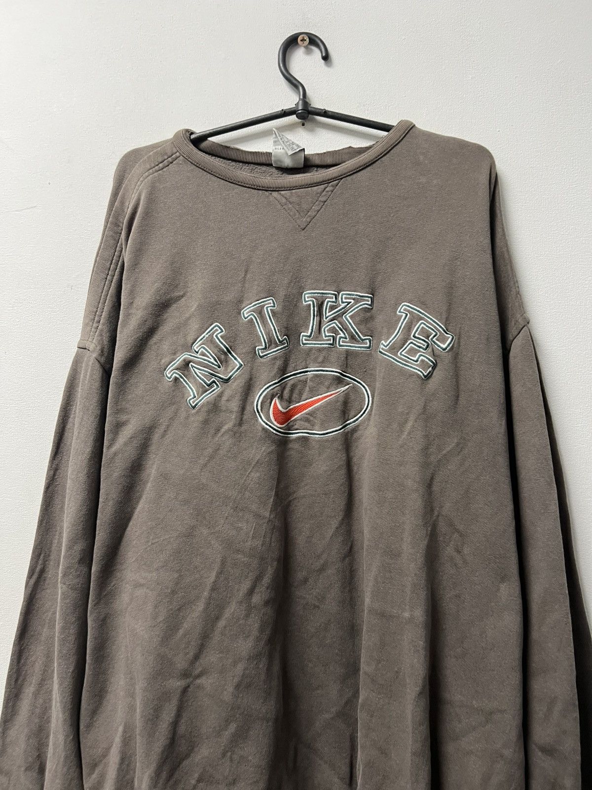 Nike 00s Vintage Nike Sweatshirt Big Logo Baggy Sweatshirt Size US L / EU 52-54 / 3 - 2 Thumbnail