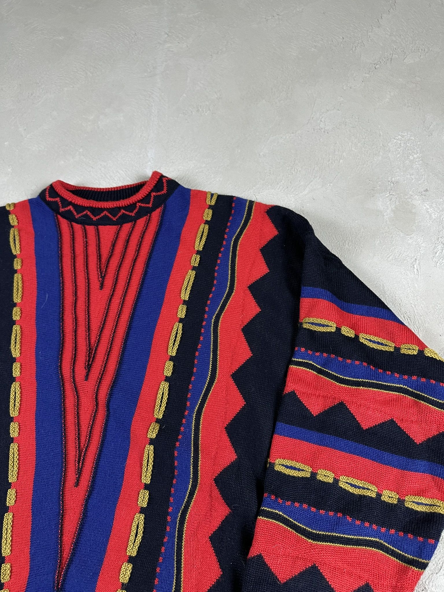 Vintage Vintage 3D Cable Wool Crazy Abstract Boxy Knit Sweater Size US L / EU 52-54 / 3 - 7 Thumbnail