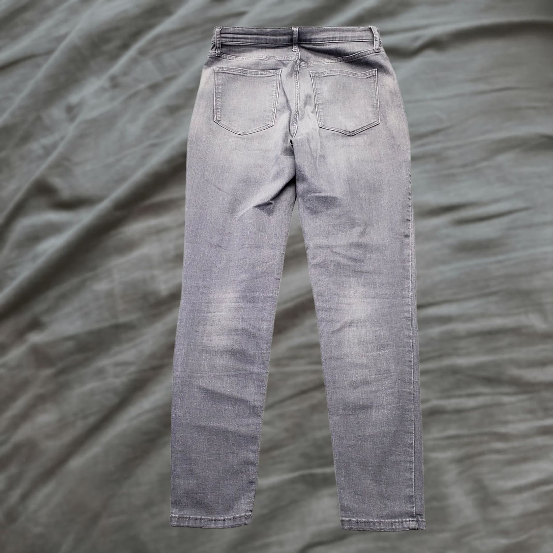 Banana Republic Banana Republic Women's 28/6 Gray Denim High Rise 5-Pocket Skinny Jeans Shirt Category: Jeans Size 28" / US 6 / IT 42 - 1 Thumbnail