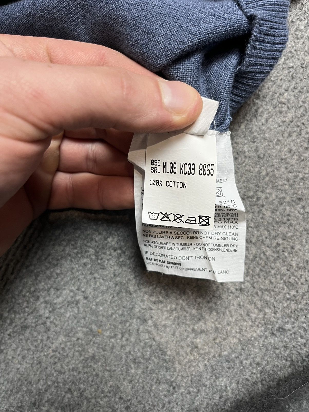 Raf by Raf Simons Raf by Raf Simons light sweater Size US S / EU 44-46 / 1 - 7 Thumbnail