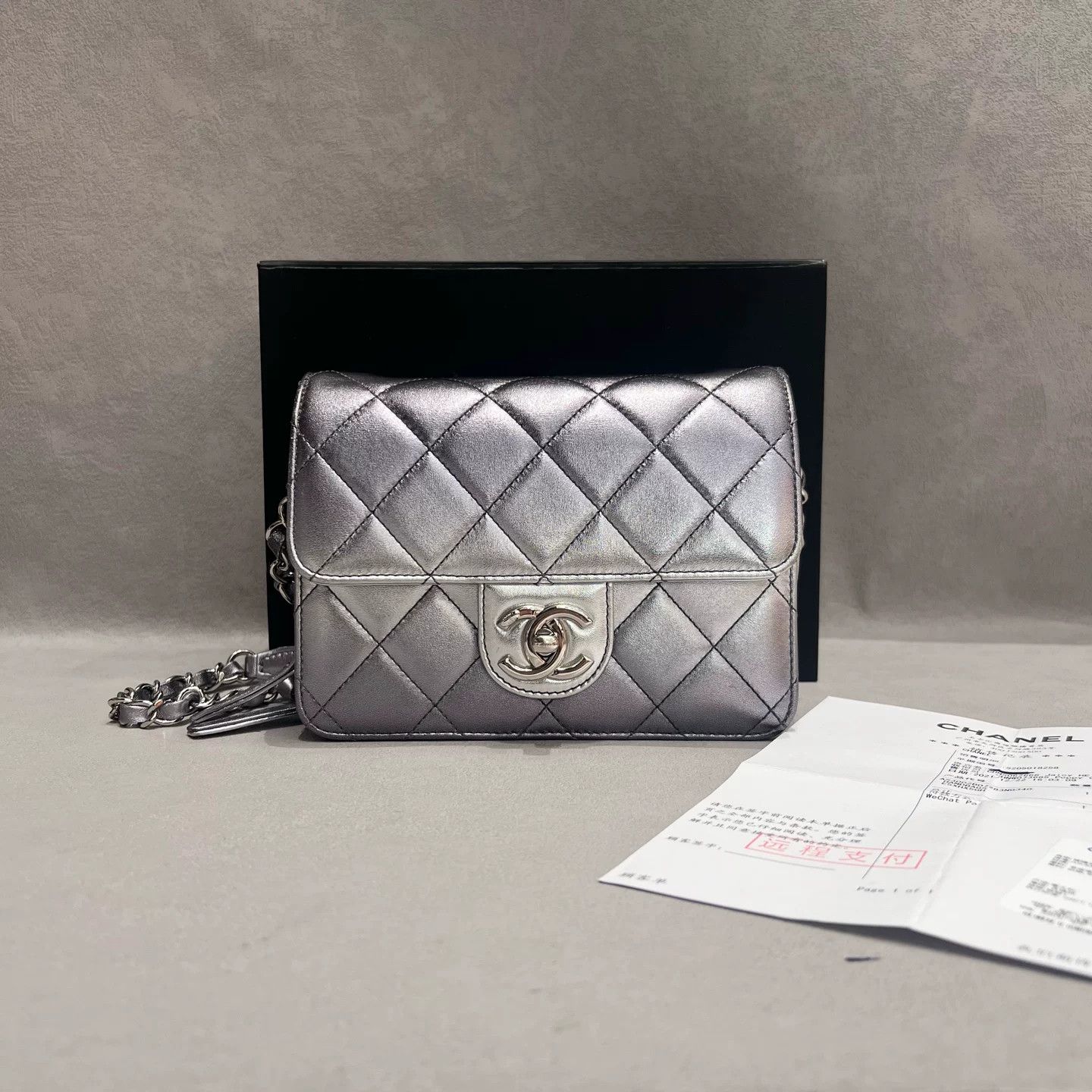 Chanel Pre-loved Bag Very good condition Size ONE SIZE - 1 Thumbnail