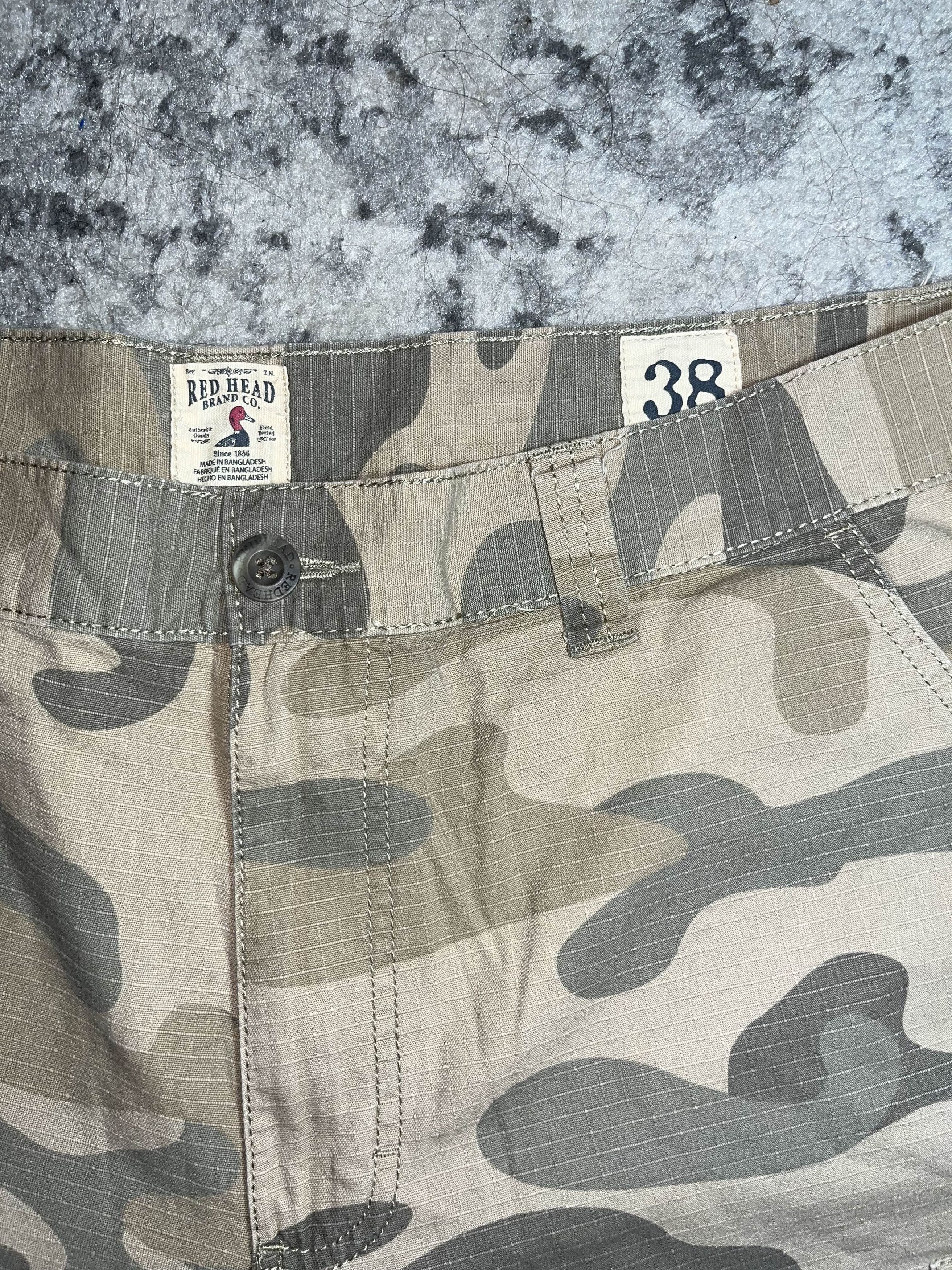 Redhead Vintage Y2K RedHead Baggy Camo Cargo Shorts Size US 38 / EU 54 - 5 Thumbnail