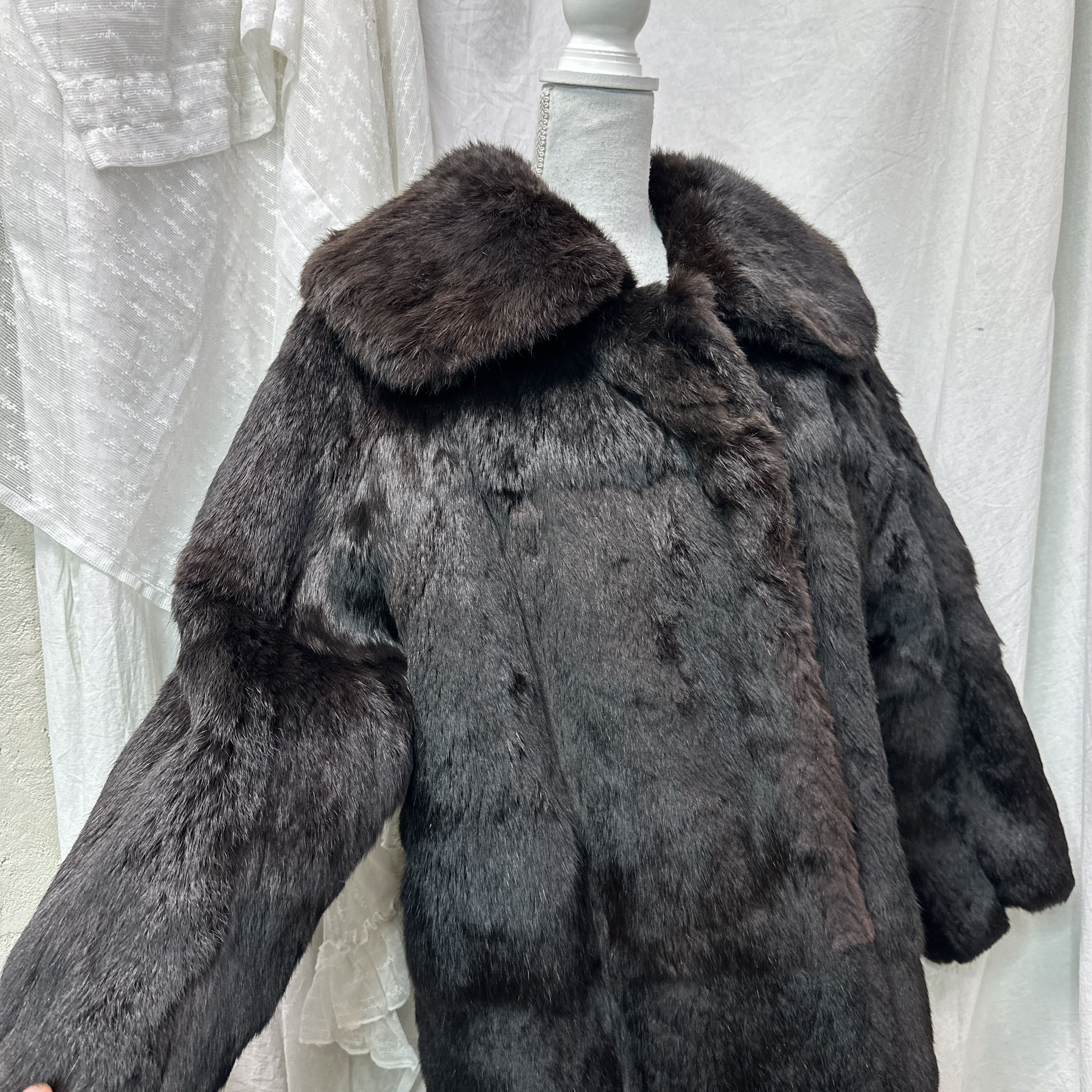 Vintage Vintage Old Money Oversized Chocolate Brown Rabbit Fur 80s Size XL / US 12-14 / IT 48-50 - 3 Thumbnail