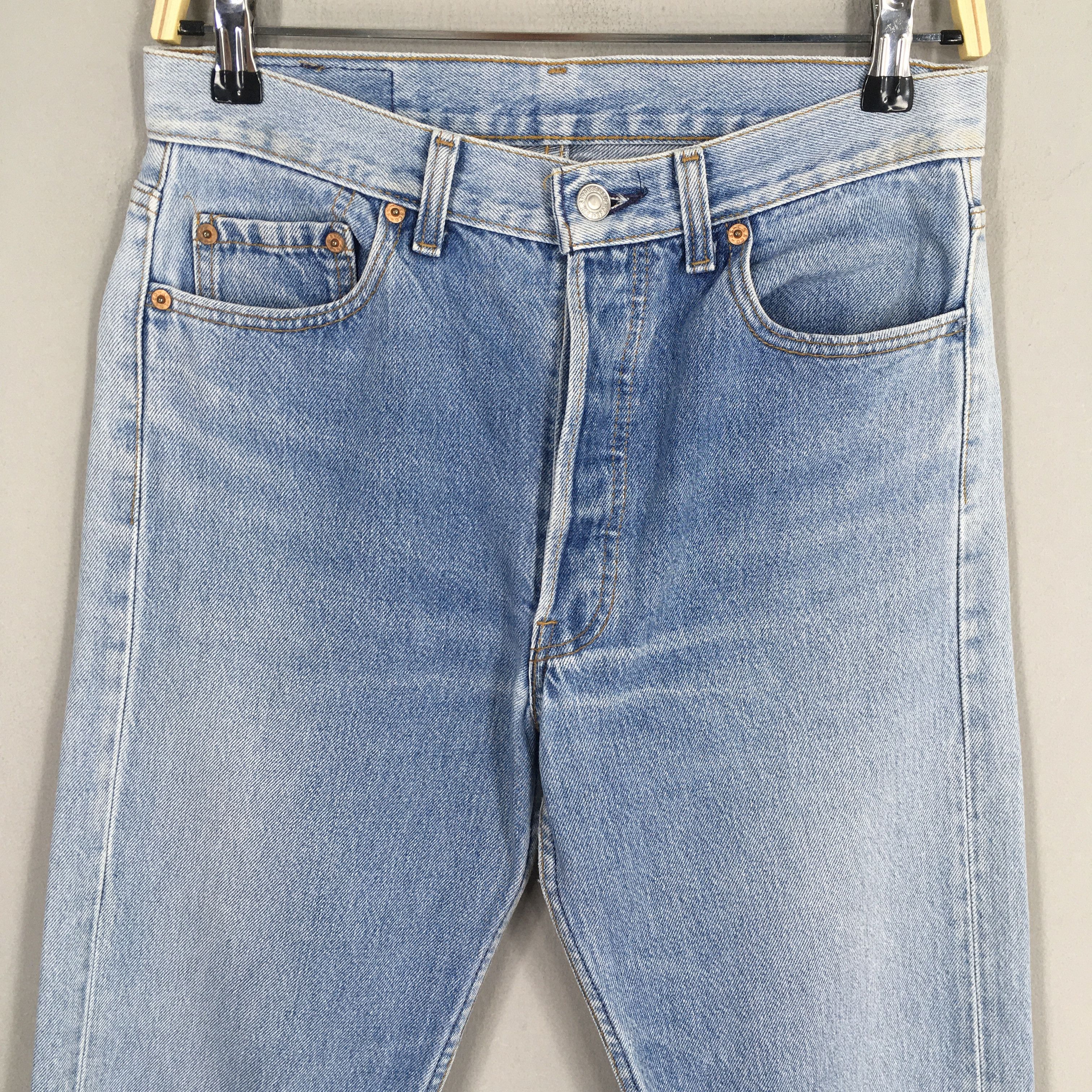 Levi's Size 28x27.5 Vintage 80s Levi's 501 Faded Blue Jeans S147 Size US 28 / EU 44 - 2 Thumbnail