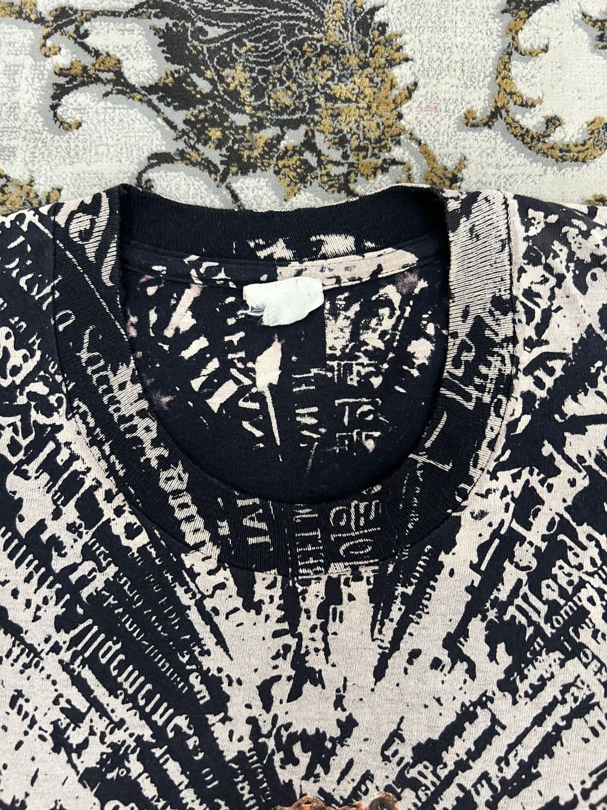 Band Tees Vintage Robert Plant All-Over Print Rock Tee Size US L / EU 52-54 / 3 - 5 Thumbnail