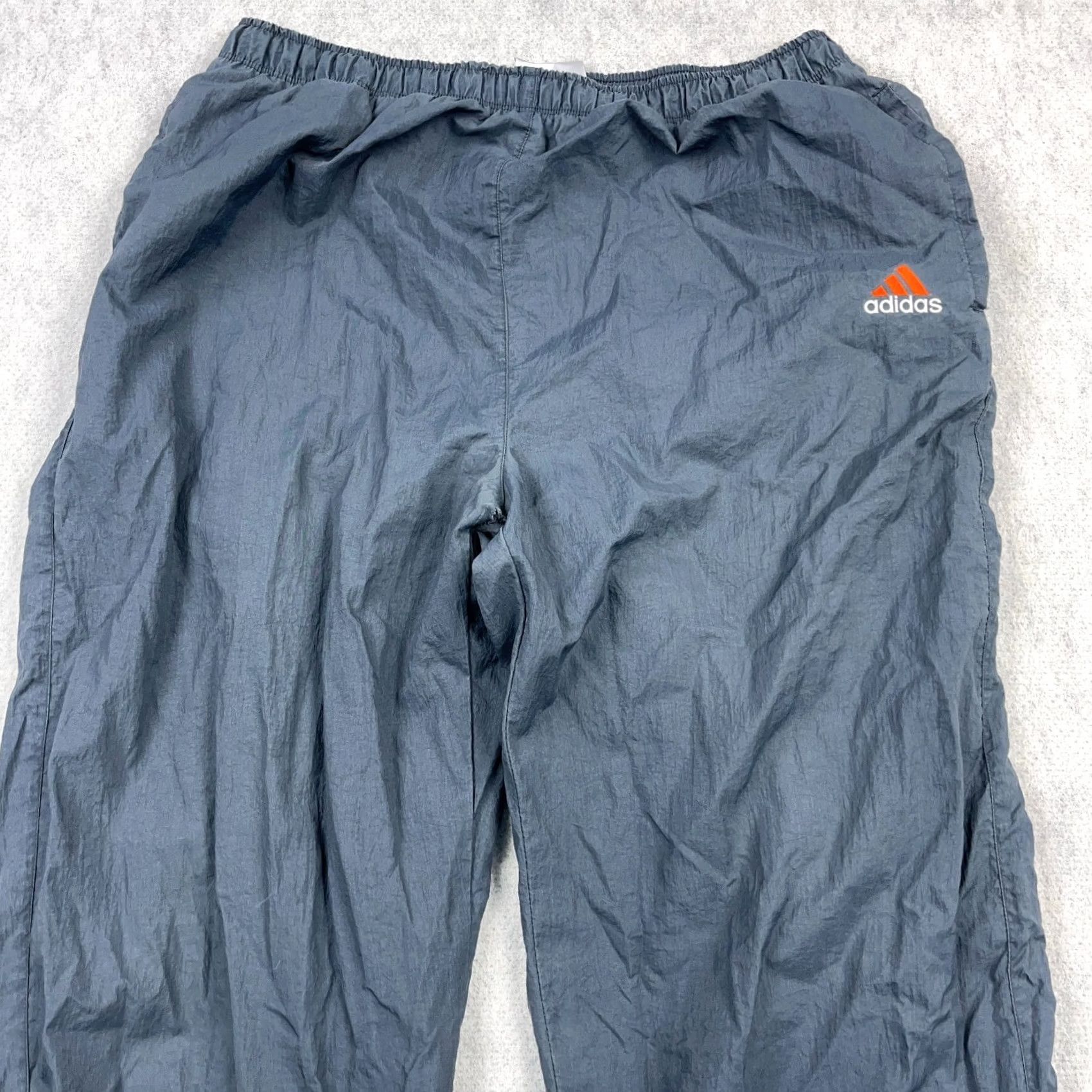 Adidas VINTAGE Adidas Pants Men Large Gray Windbreaker Track Baggy Lined * Size US 33 - 3 Thumbnail