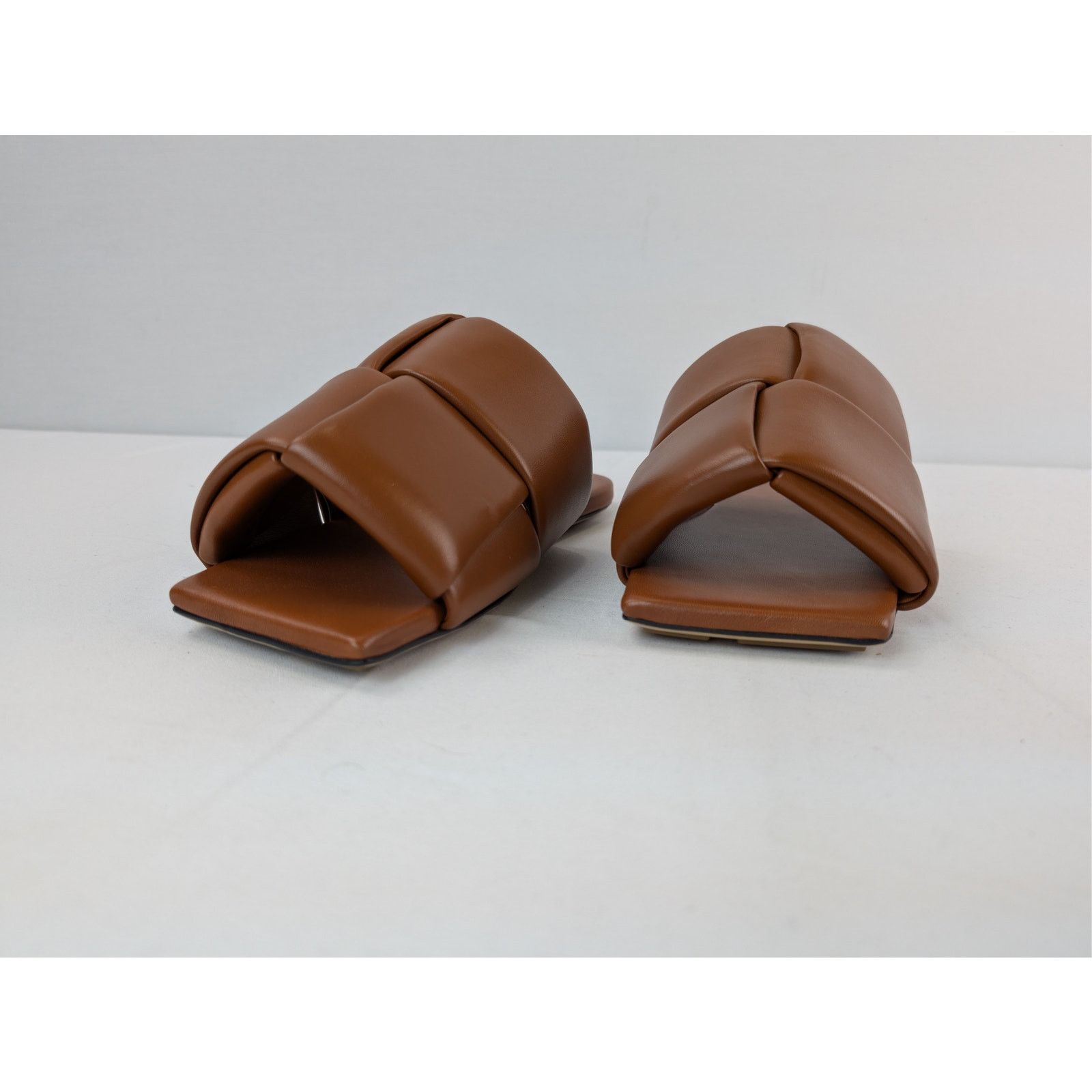 Bottega Veneta o1rshd1 Lagoon Nappa Leather Patch Sandal Slipper in Caramel Size US 9 / EU 42 - 7 Thumbnail