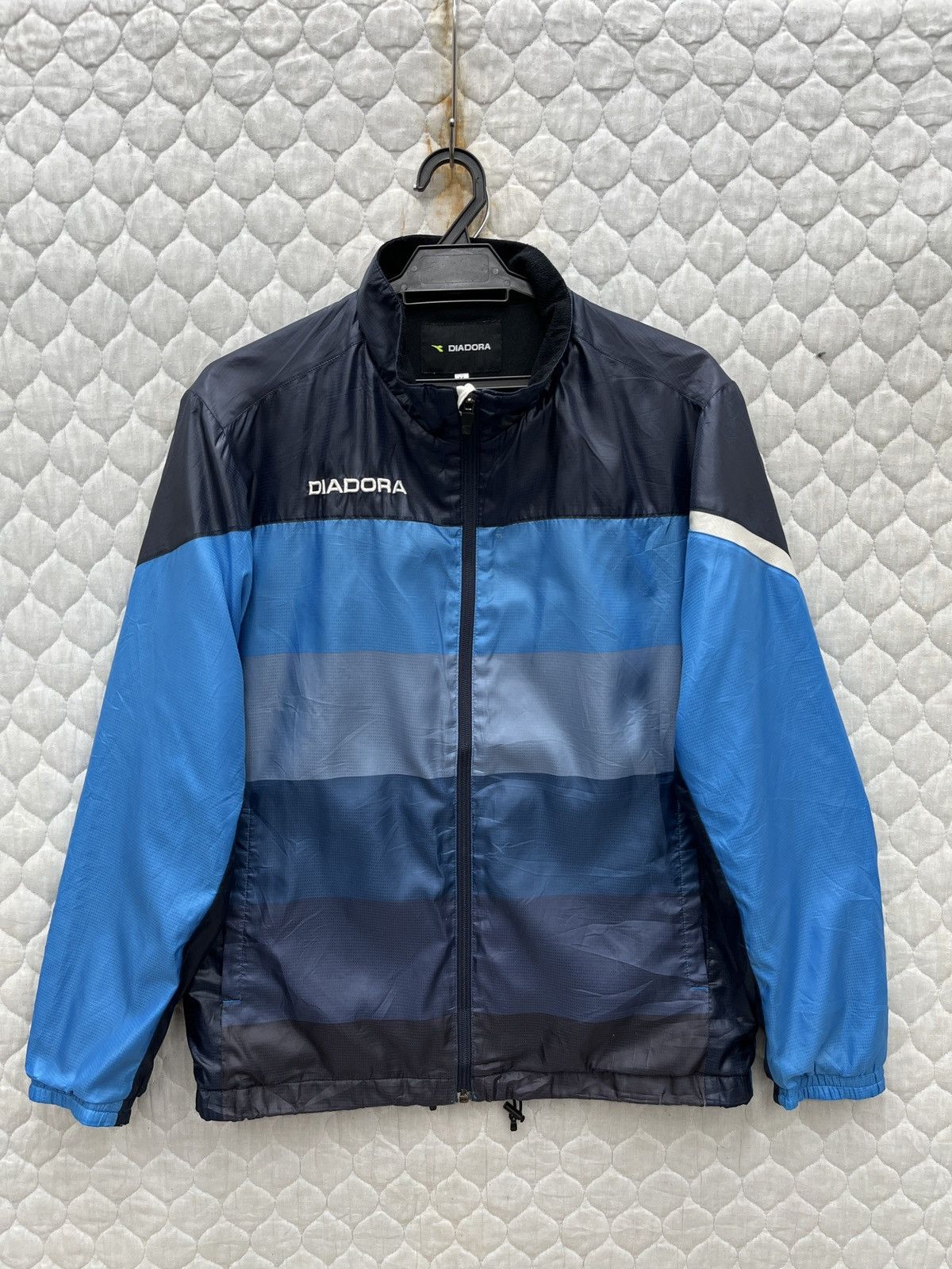 Diadora 🔥🔥🔥STEALS DIADORA LIGHT JACKET Size US M / EU 48-50 / 2 - 1 Thumbnail