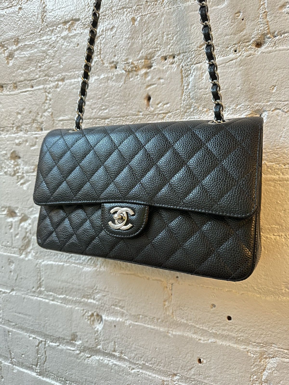 Chanel Medium Caviar Flap Bag Purse New in Black, Men's