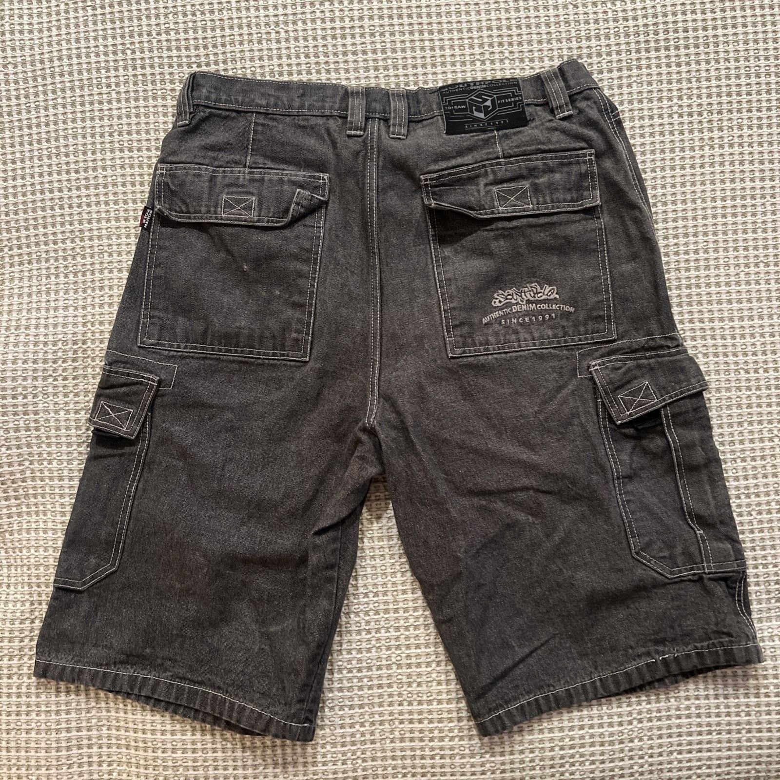 Southpole Southpole Y2K Baggy Shorts Jorts Size 38 Gray Denim JNCO Size US 38 / EU 54 - 2 Thumbnail