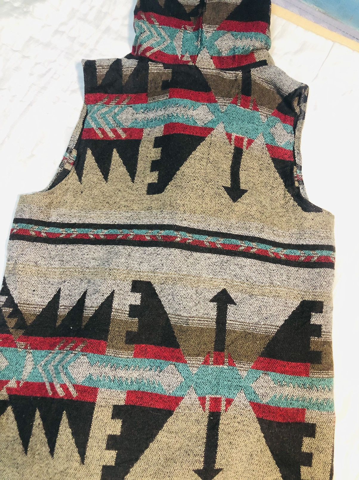 Vintage Navajo Hoodie Sleeveless (1) Size US XL / EU 56 / 4 - 11 Thumbnail