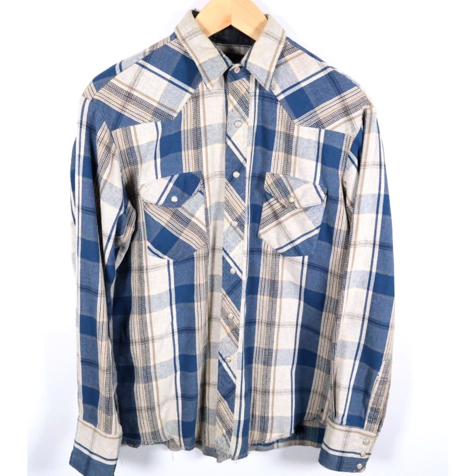 Wrangler VINTAGE Wrangler Western Shirt Men's L Gray Blue Plaid Pearl Snap VTG Size US L / EU 52-54 / 3 - 2 Thumbnail