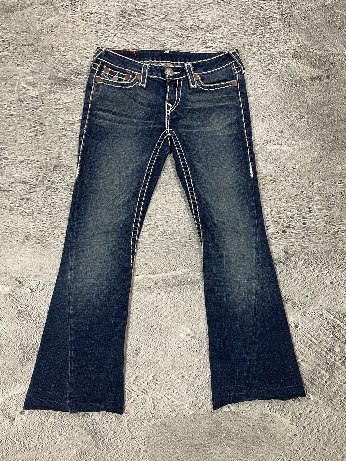 True Religion True Religion blue jeans flared bootcut white stitching Joey Size 28" / US 6 / IT 42 - 8 Thumbnail