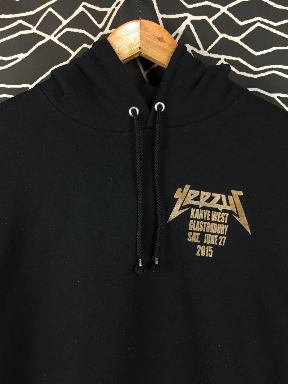 Kanye West Kanye West Yeezus Glastonbury Tour 2015 x Champion Hoodie Size US M / EU 48-50 / 2 - 10 Thumbnail