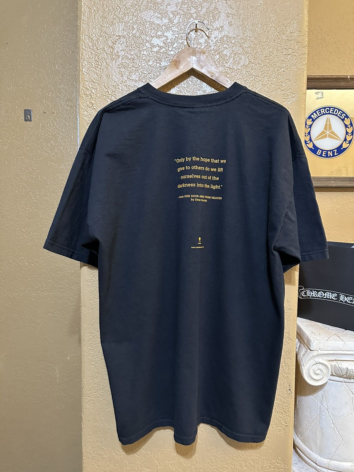 Vintage Vintage One Door Away From Heaven T Shirt Horror Novel Size US XL / EU 56 / 4 - 2 Thumbnail