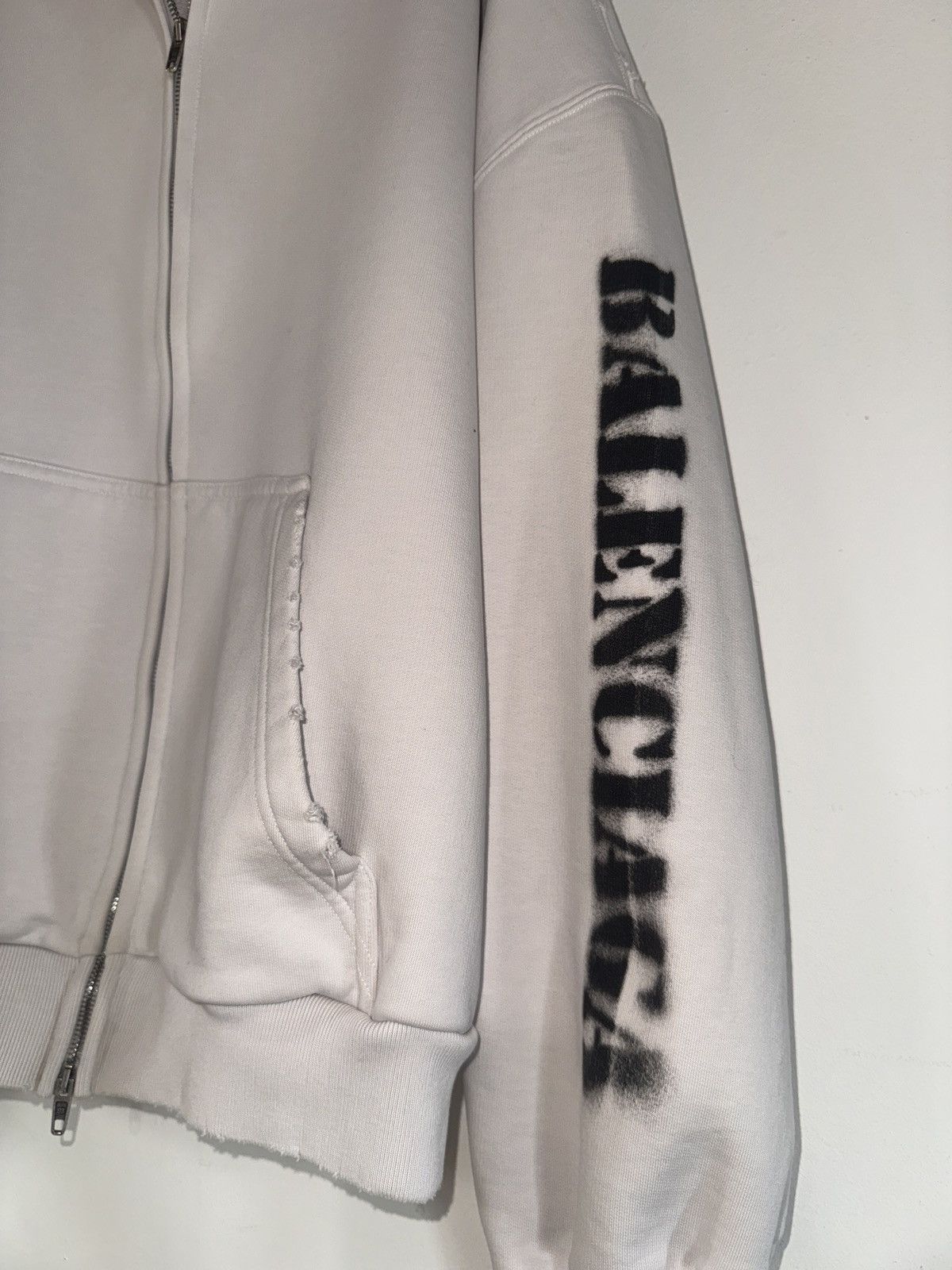 Balenciaga BALENCIAGA STENCIL TYPE ZIP-UP HOODIE Size US L / EU 52-54 / 3 - 7 Thumbnail