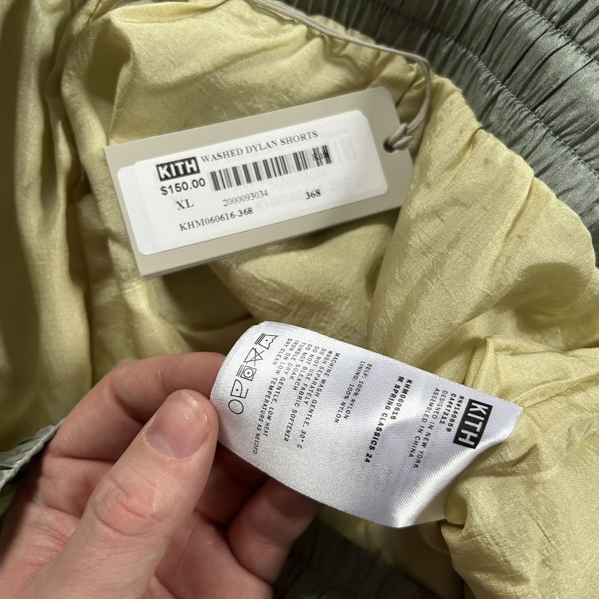 Kith × Ronnie Fieg 2024 SPRiNG KiTH WASHED NYLON DYLAN SHORTS REVERiE Size US 35 - 4 Thumbnail
