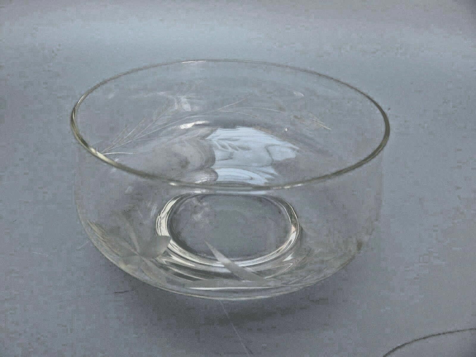 The Unbranded Brand Vintage Etched Glass Small Finger Bowl 2 2/3" Size ONE SIZE - 3 Thumbnail