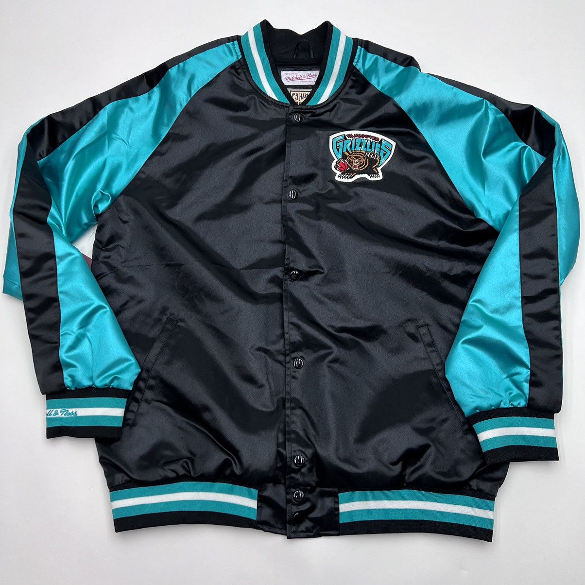 Image of Mitchell Ness x NBA Mitchell & Ness Vancouver Grizzlies Nba Bomber Jacket in Black, Men's (Size XL)