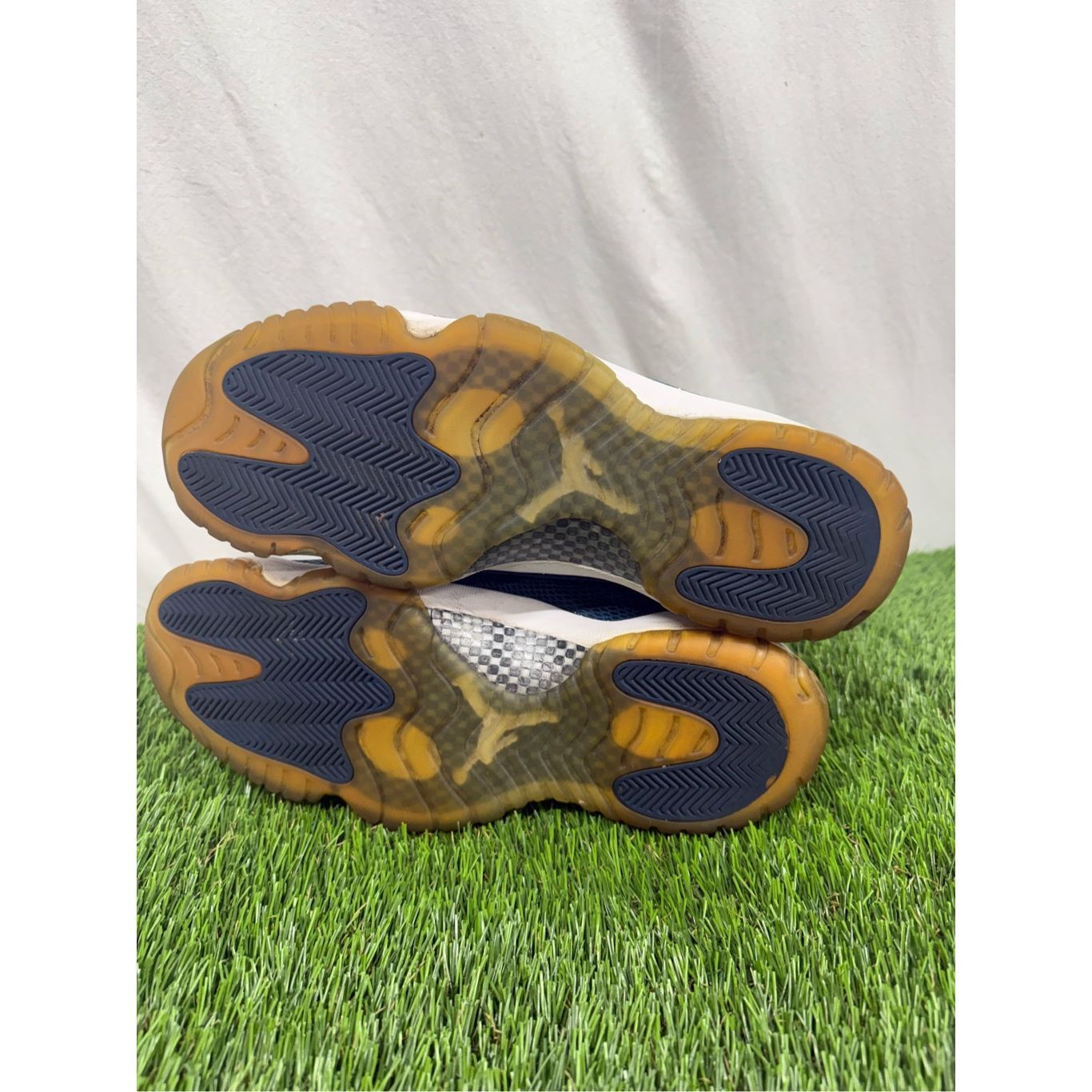 Jordan Brand Size 13 - Jordan 11 Retro Low Navy Snakeskin 2019 Size US 13 / EU 46 - 4 Thumbnail