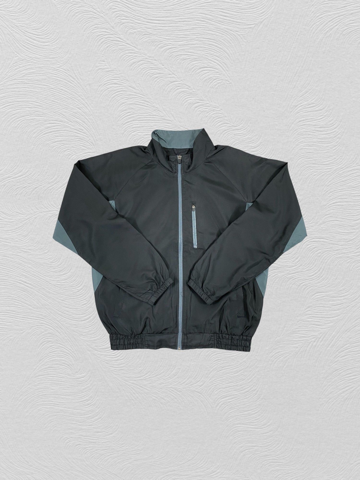 Japanese Brand Vintage Metallic Field Windbreaker Jacket- J393 Size US L / EU 52-54 / 3 - 6 Thumbnail