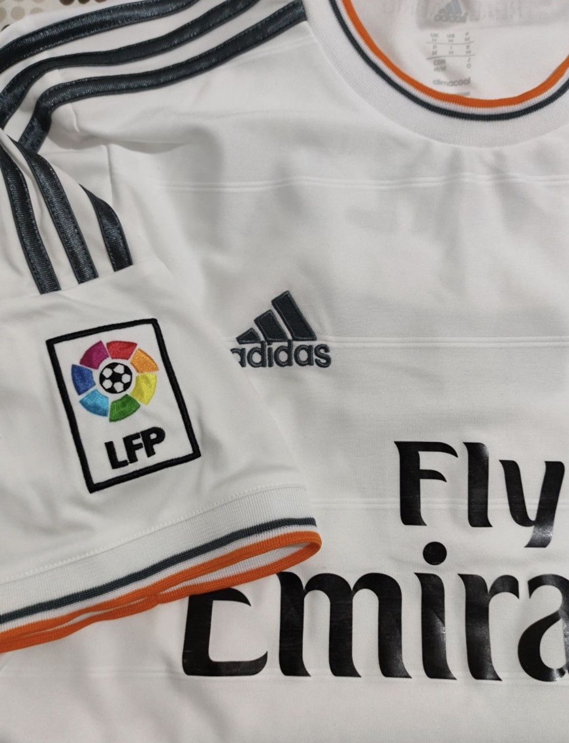 Adidas Adidas Real Madrid 2013-14 Home Jersey "La Décima" Season Size US M / EU 48-50 / 2 - 3 Thumbnail