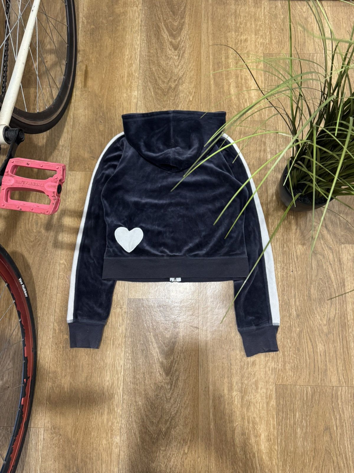 Vintage VINTAGE JUICY COUTURE VELOUR TRACKSUIT Size L / US 10 / IT 46 - 14 Thumbnail