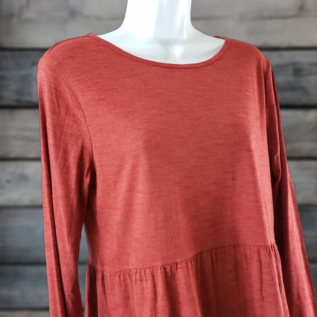 Ann Taylor Ann Taylor LOFT Womens Tiered Top Shirt PS Red Long Sleeve Rayon Blend Size S / US 4 / IT 40 - 1 Thumbnail