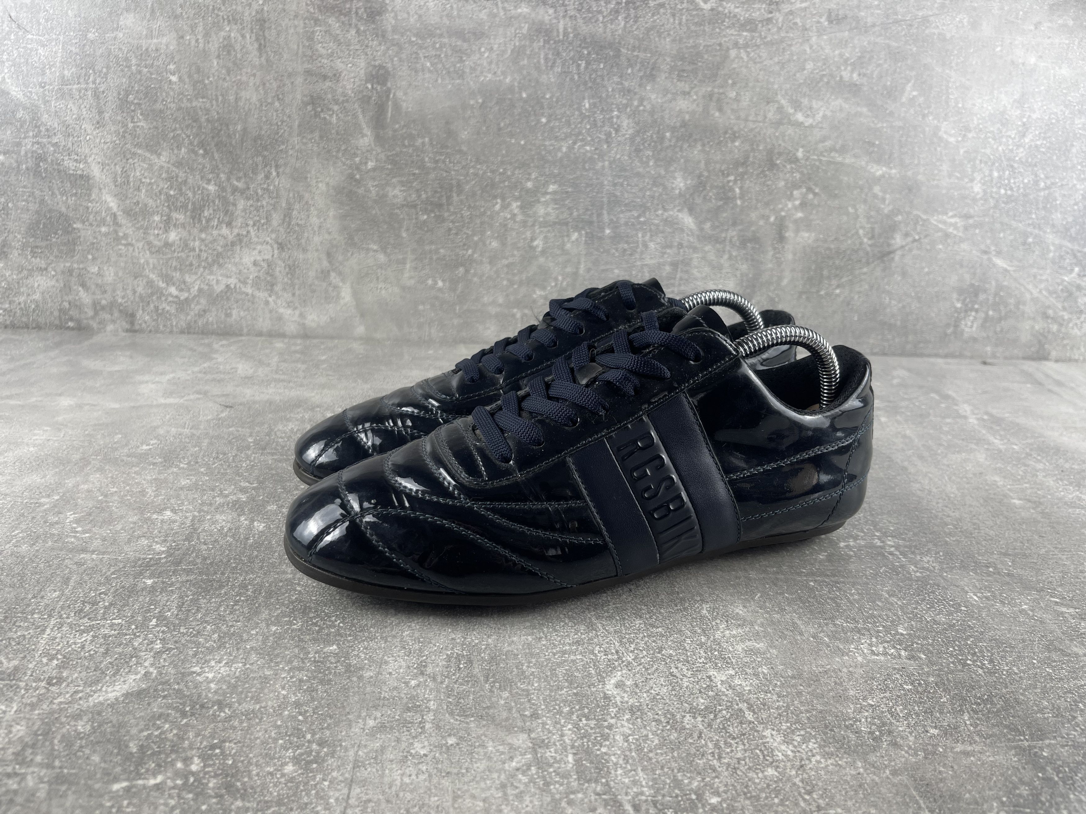 Dirk Bikkembergs Bikkembergs patent leather navy blue trainers sneakers Size US 9 / IT 39 - 2 Thumbnail