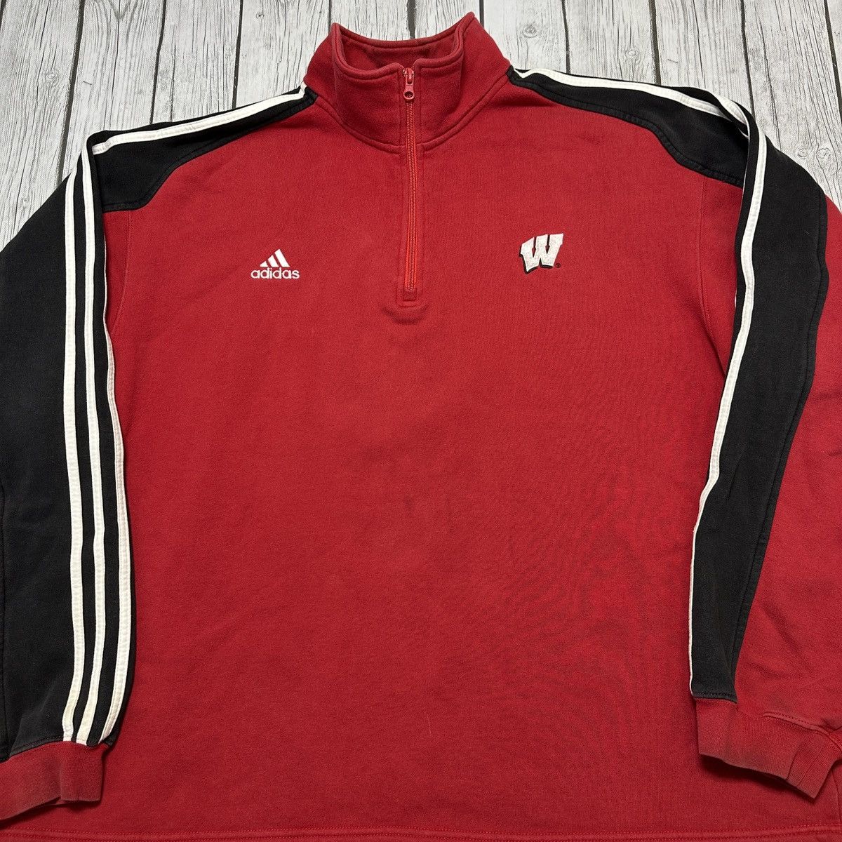 NCAA Vintage Wisconsin Badgers sweatshirt Size US XXL / EU 58 / 5 - 3 Thumbnail
