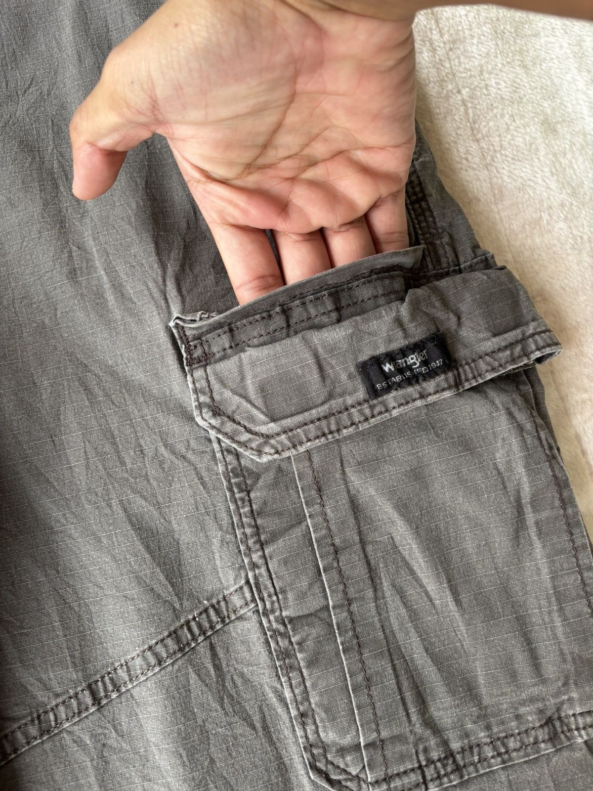 If Six Was Nine × Le Grande Bleu (L.G.B.) × Wrangler 🔥VINTAGE WRANGLER RELAXED FIT BAGGY CARGO PANTS Size US 36 / EU 52 - 9 Thumbnail