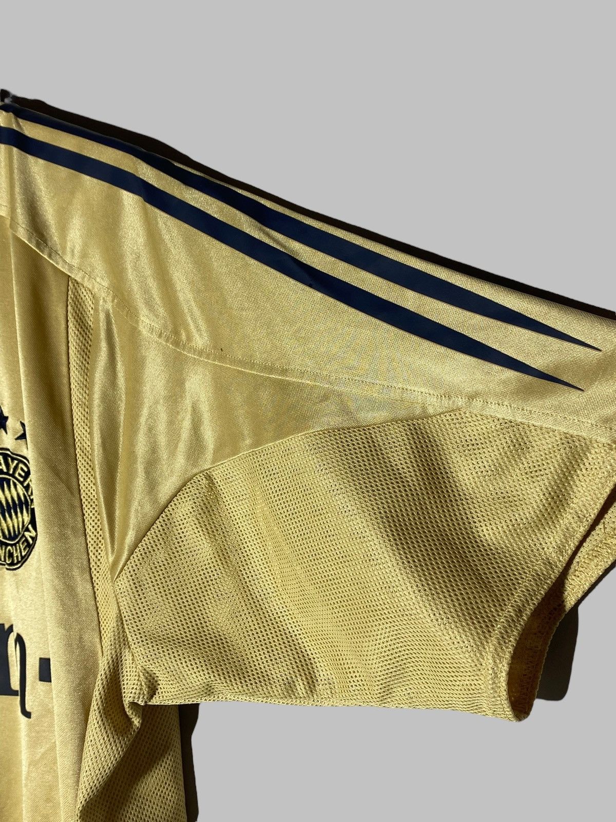 Adidas 🔥 BAYERN MUNCHEN #3 LUCIO JERSEY VINTAGE NIKE BRAZILIAN ICON Size US M / EU 48-50 / 2 - 10 Thumbnail