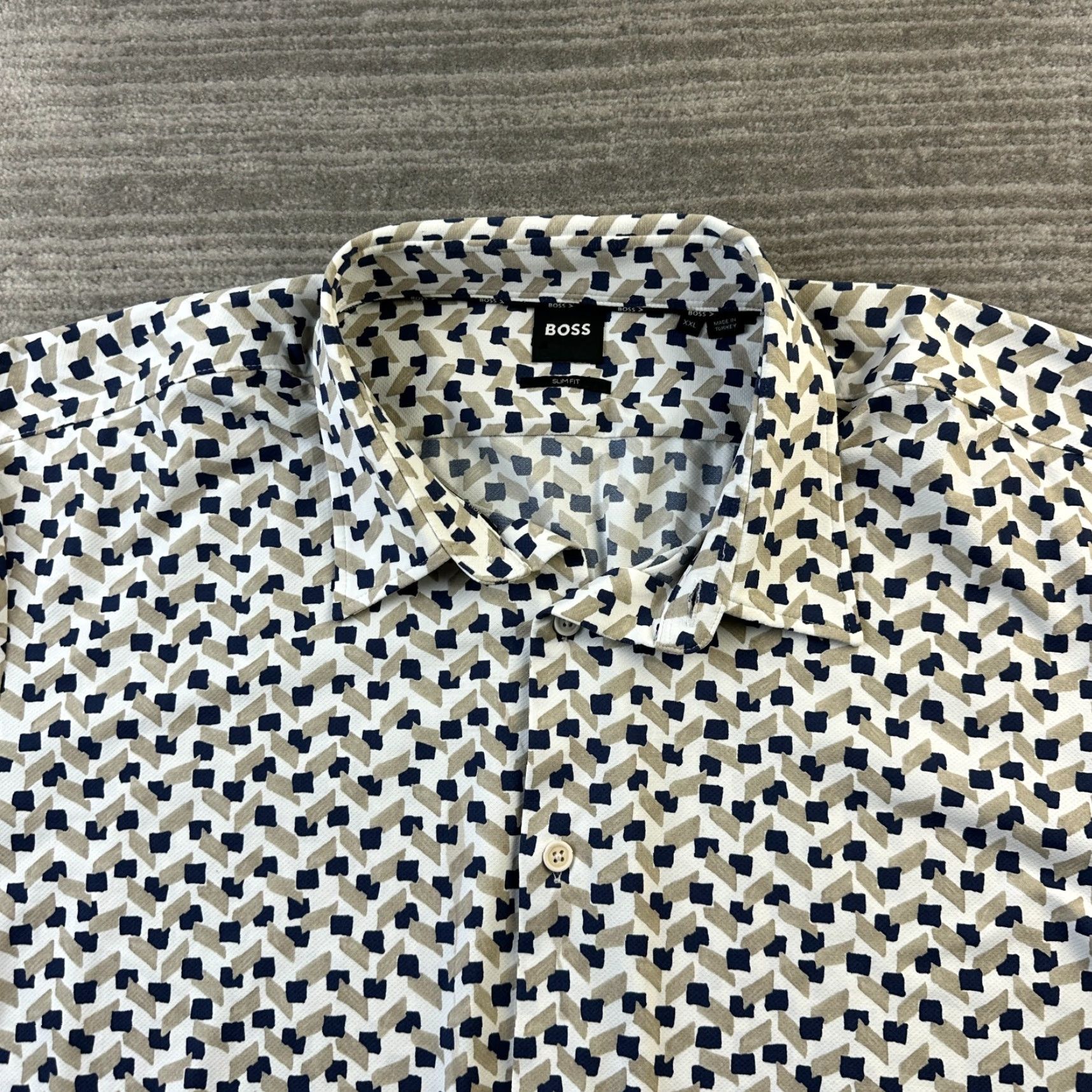 Hugo Boss HUGO BOSS Shirt Mens 2XL Button-Up Slim Fit Geometric Pattern Gray Long Sleeve Collared Casual Vintage: No Size US XXL / EU 58 / 5 - 4 Thumbnail