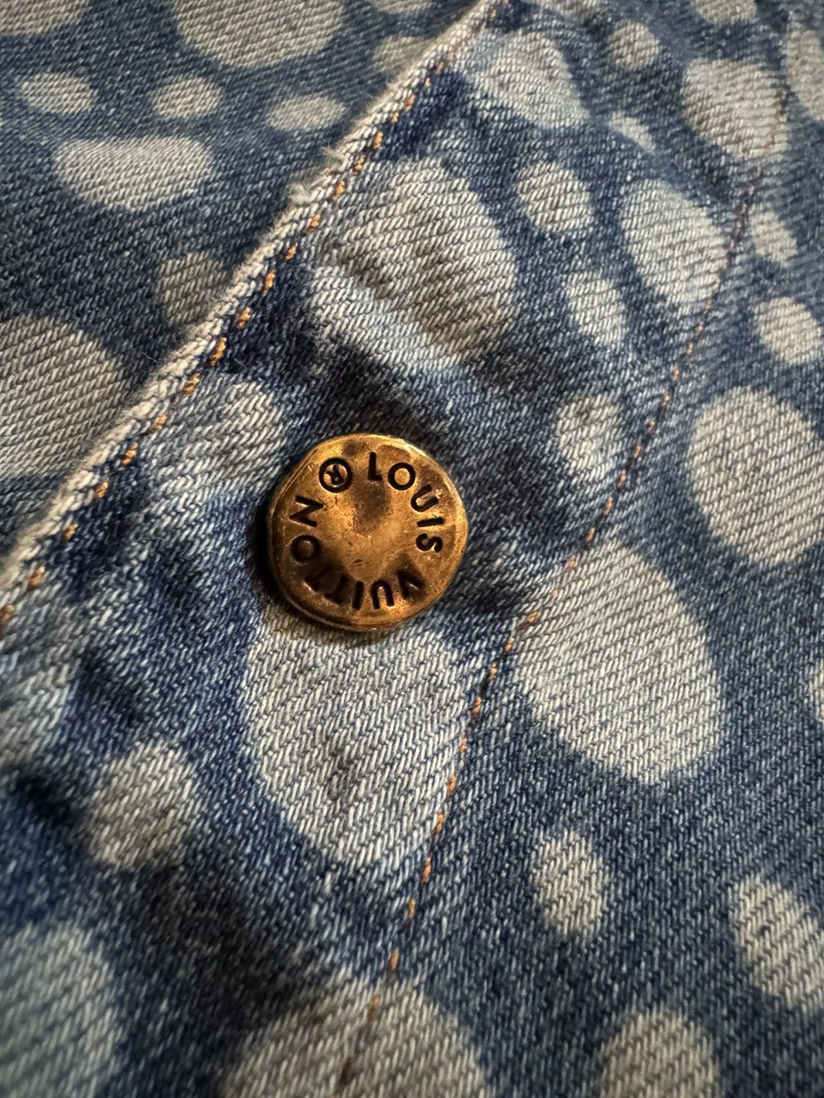 Louis Vuitton × Yayoi Kusama Louis Vuitton denim shirt see real tape measurements in phot Size US M / EU 48-50 / 2 - 9 Thumbnail